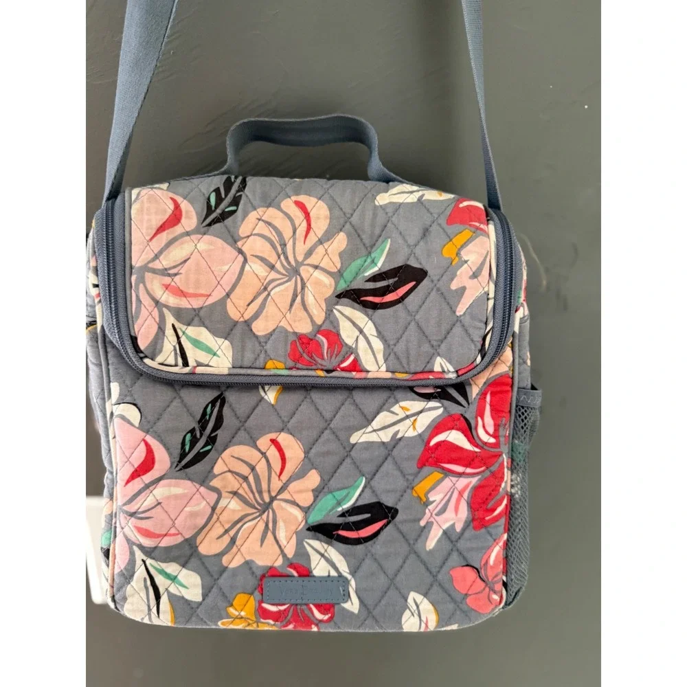 Vera Bradley Quilted Tropical Floral Insulated Lunch Bag Gray Crossbody Strap